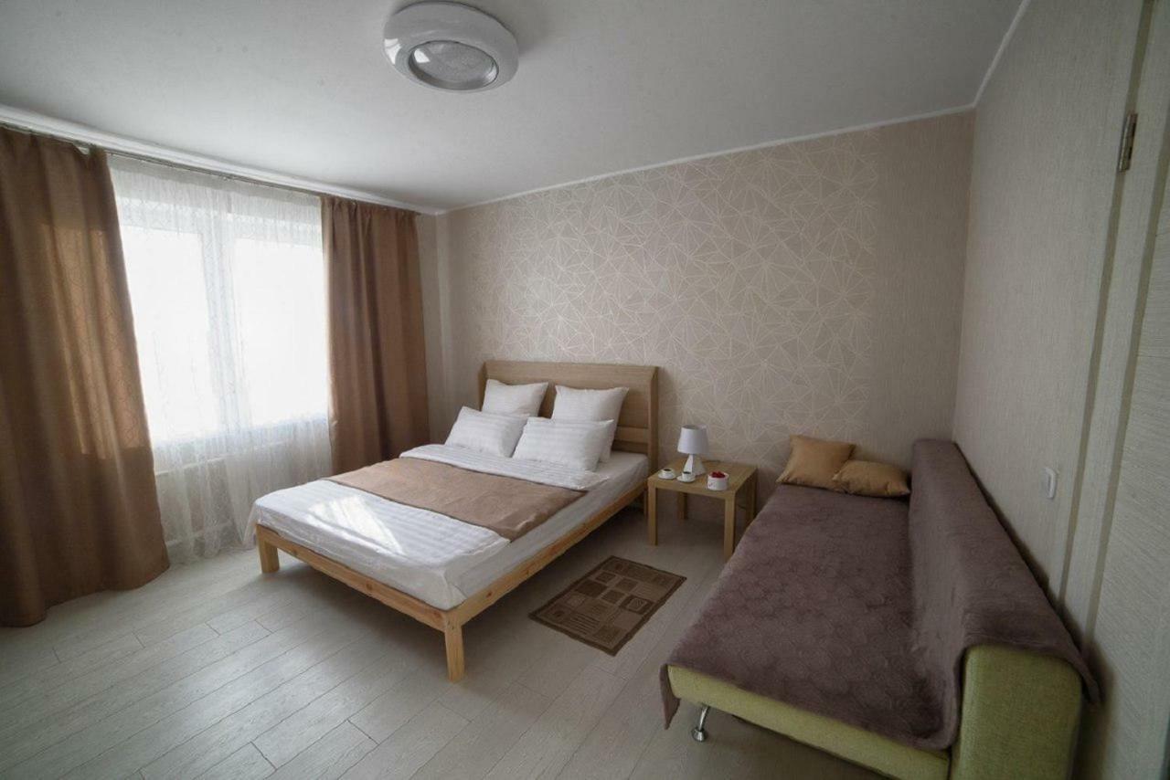 Paulmarie Apartments On Kozlova Soligorsk Exterior foto