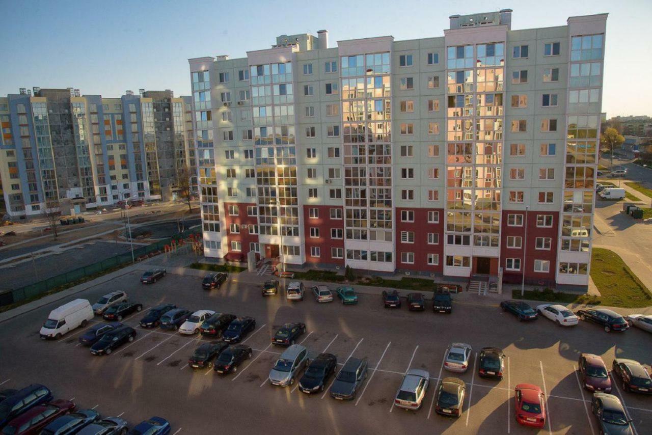 Paulmarie Apartments On Kozlova Soligorsk Exterior foto
